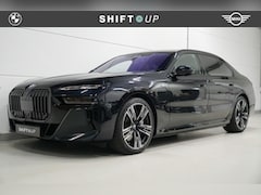 BMW 7-serie - 750e xDrive M-Sport | Bowers & Wilkins | Massage | Skylounge | Tartufo Leder