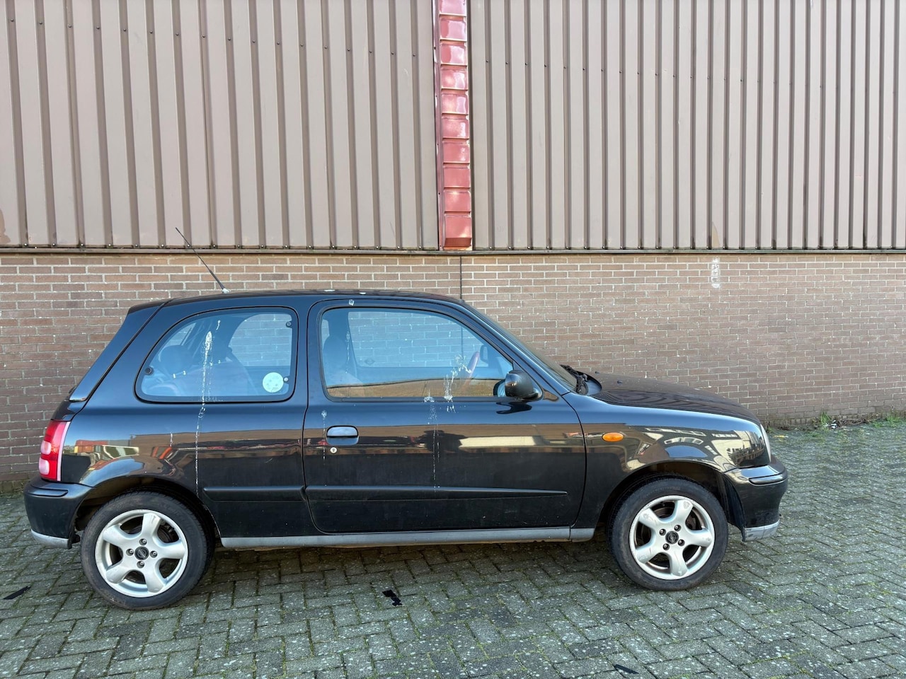Nissan Micra - 1.4 Luxury 3drs Stuurbekr. Airco APK T/M 2027 - AutoWereld.nl