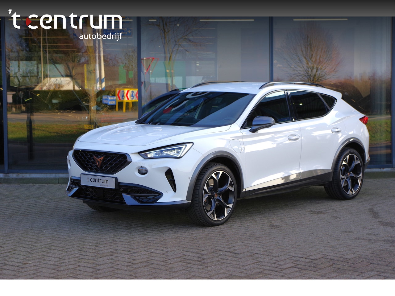 CUPRA Formentor - 1.4 e-Hybrid 245 PK VZ Performance PHEV, Trekhaak, Adap. Cruise Control, Camera - AutoWereld.nl