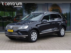 Volkswagen Touareg - 3.0 TDI 262 PK Euro 6 *YOUNG-TIMER*, Trekhaak, Xenon, Leder, Camera, Cruise Control
