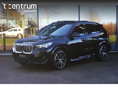 BMW X1 - sDrive20i 170 PK M-Sport, Panoramadak, Adap. Cruise Control, Kuipstoelen, LED