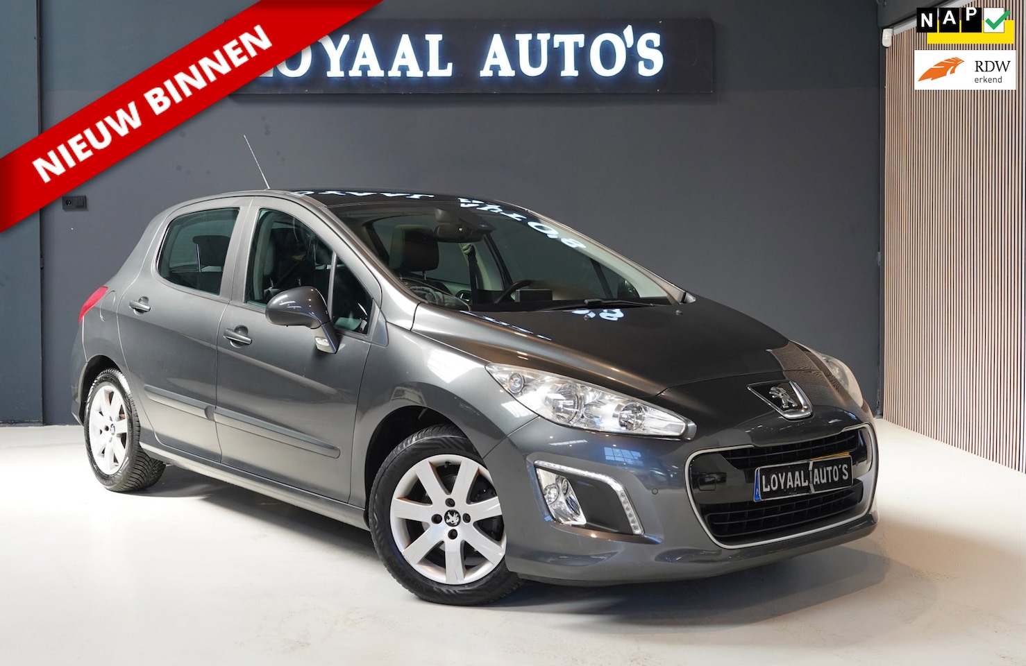 Peugeot 308 - 1.6 VTi Active | AUTOMAAT | AIRCO | CRUISE | PDC | GLAZENDAK | ELEK.RAMEN | APK | NAP. - AutoWereld.nl