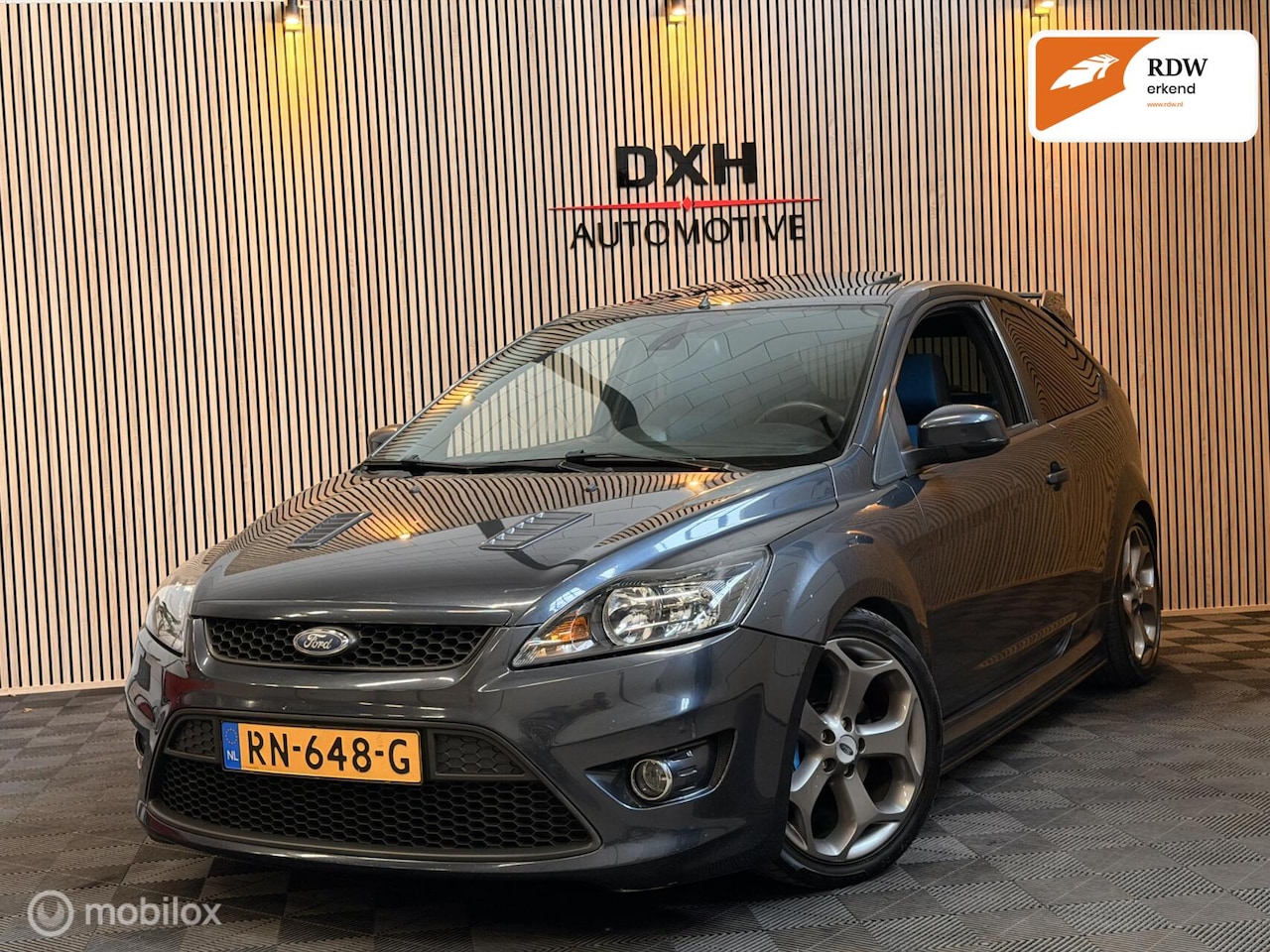 Ford Focus - 2.5 ST RS-Look Facelift DAKRAAM NAVI BT RECARO - AutoWereld.nl