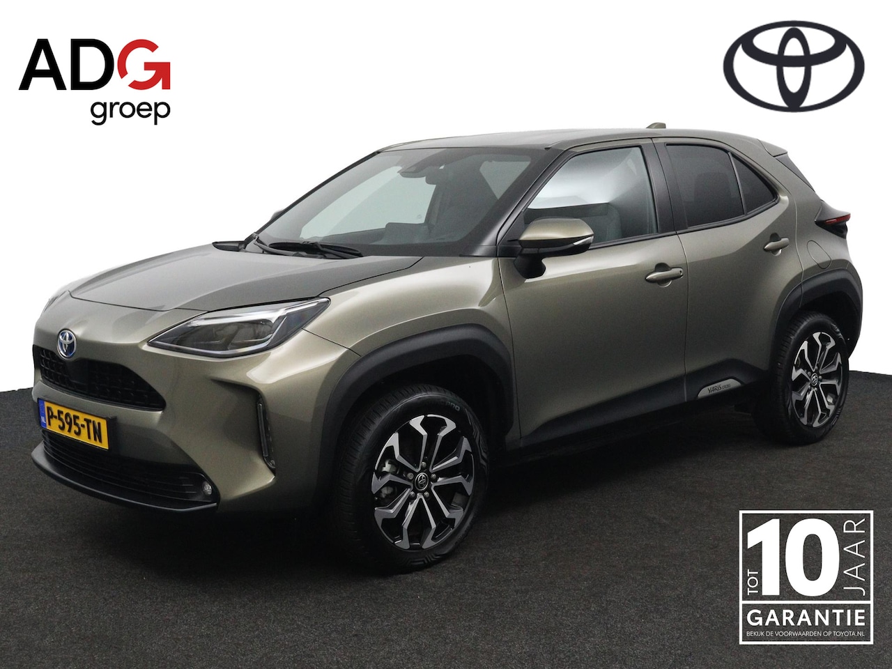 Toyota Yaris Cross - 1.5 Hybrid First Edition | Trekhaak | Keyless Entry | Navigatie | Led Verlichting | - AutoWereld.nl