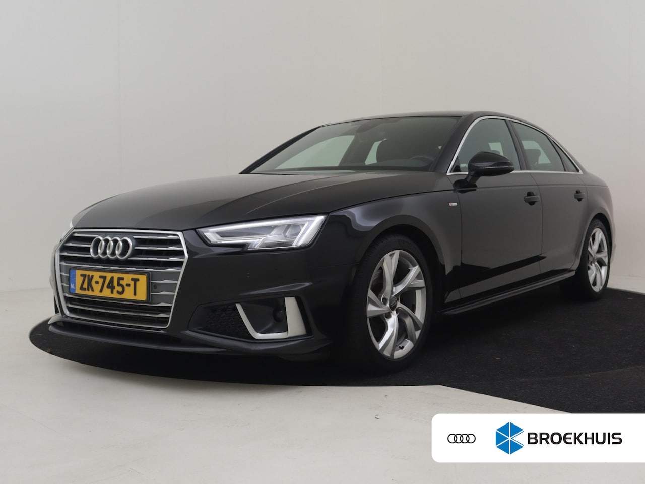Audi A4 Limousine - 35 TFSI Sport S line edition - AutoWereld.nl