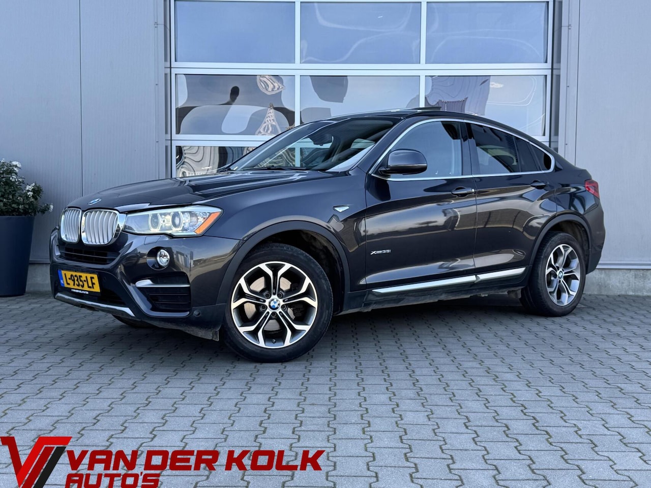 BMW X4 - xDrive35i High Executive Automaat 306 PK | Panorama | Xenon | Leder | Camera | Navigatie | - AutoWereld.nl