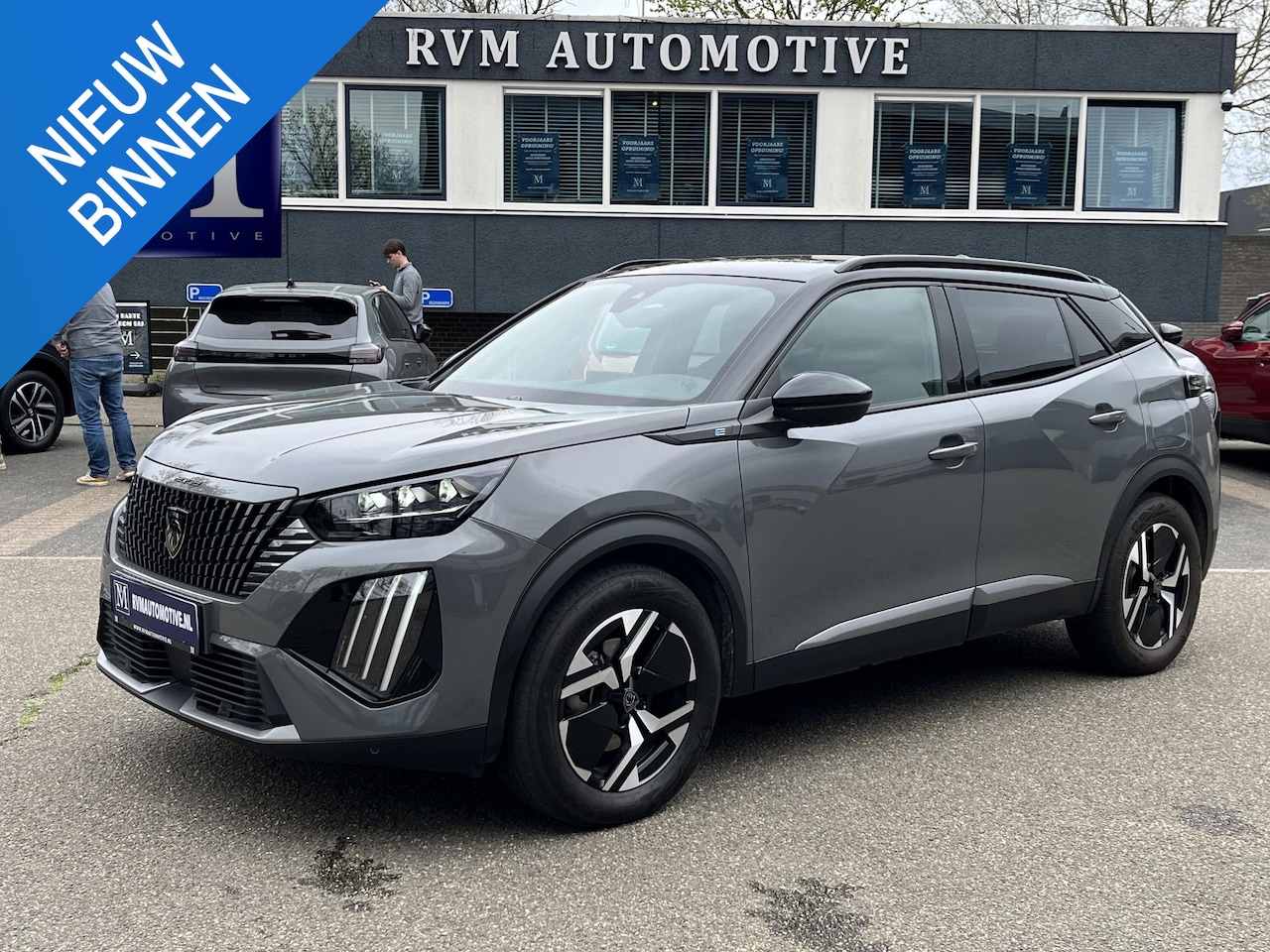 Peugeot e-2008 - EV GT 54 kWh WARMTEPOMP| ACHTERUITRIJCAMERA| RIJSTROOK-ASSISTENT| APPLE CARPLAY/ ANDROID A - AutoWereld.nl