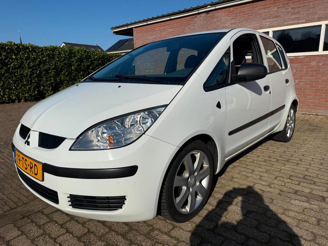Mitsubishi Colt - 1.5 DI-D APK 31-3-2027 airco 5 drs elektrisch pakket lmv - AutoWereld.nl