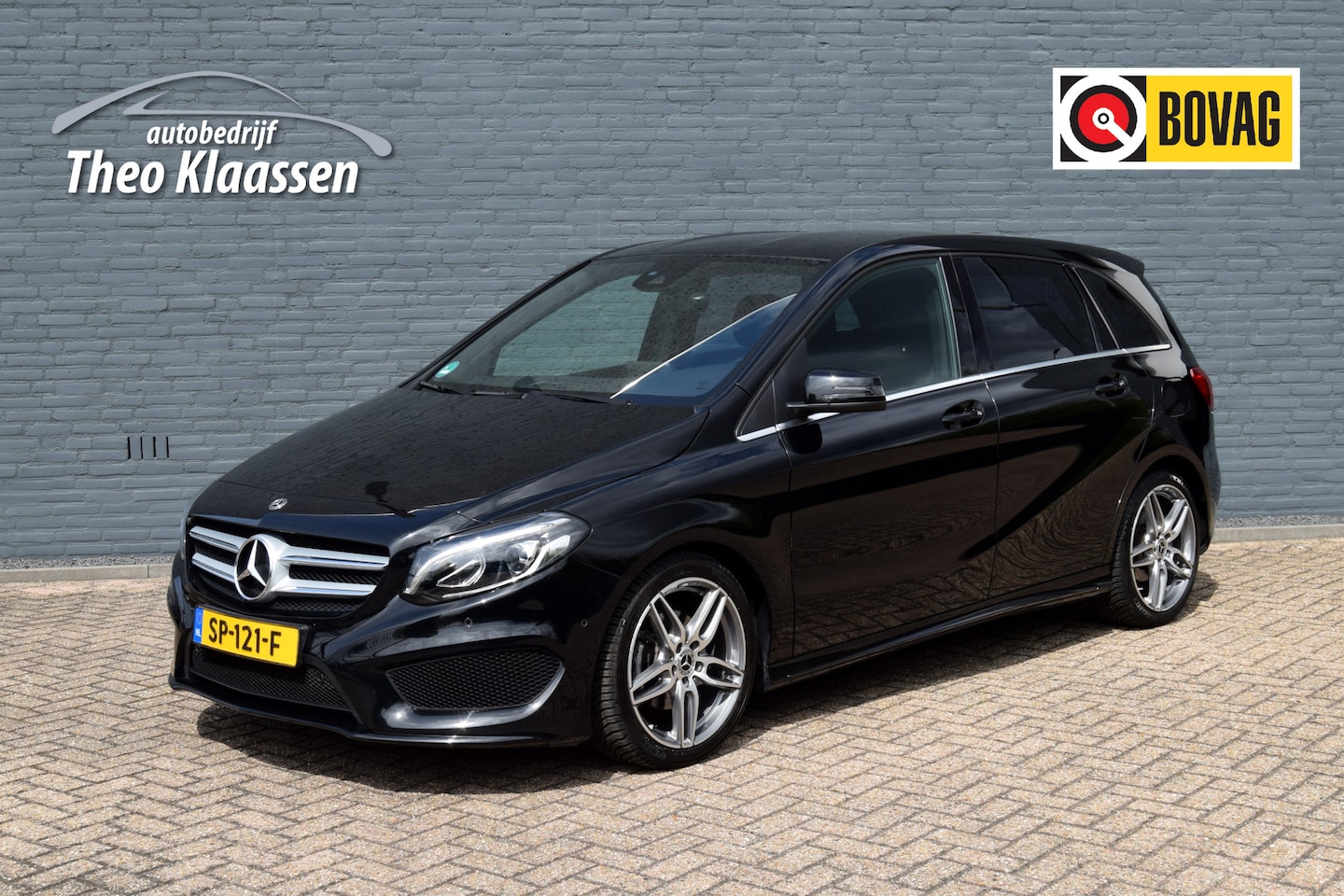 Mercedes-Benz B-klasse - 180 AMG Wegklapbare trekhaak 1e eigenaar Nederlandse auto incl NAP - AutoWereld.nl