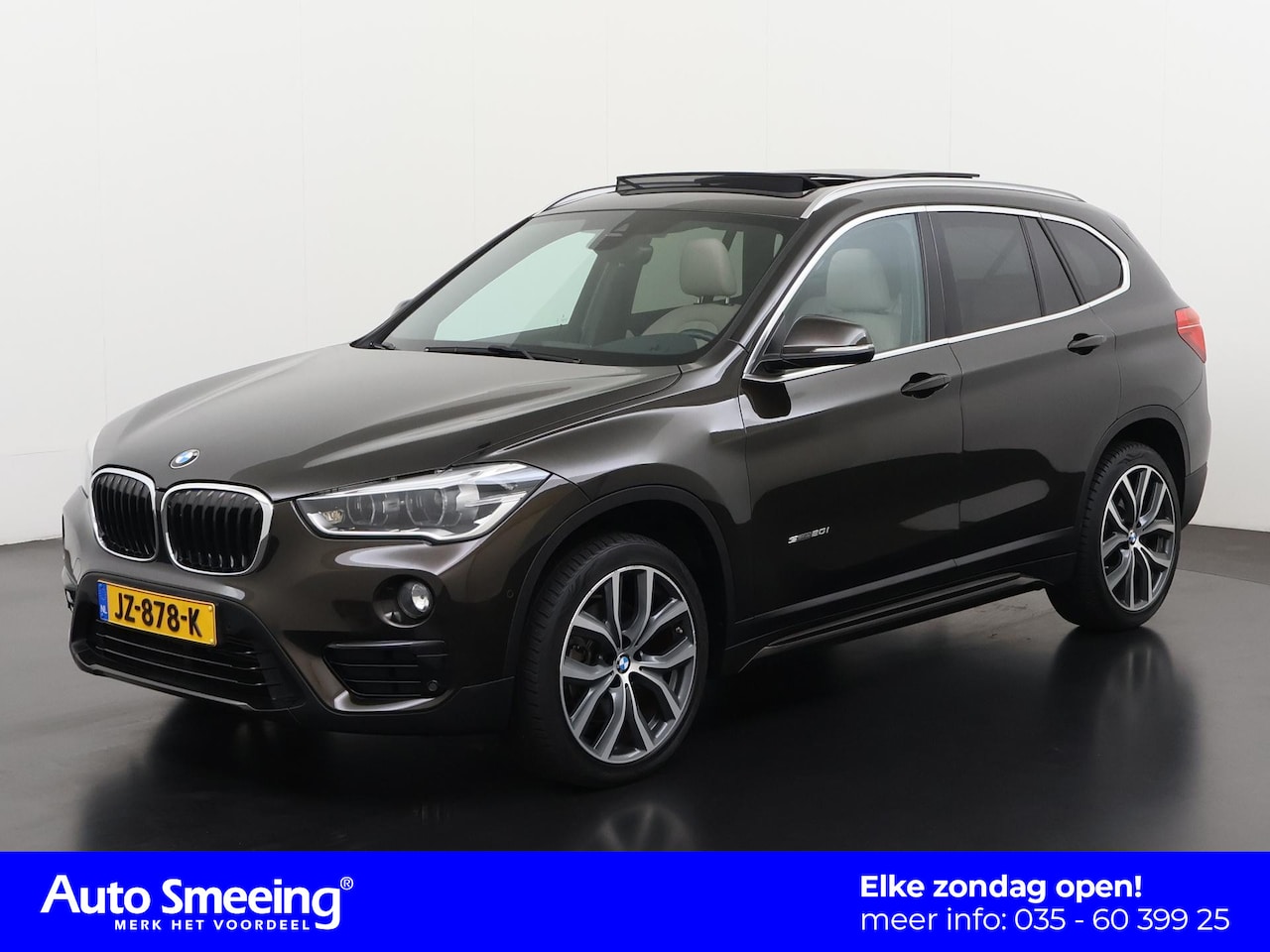 BMW X1 - sDrive20i Automaat | Panoramadak | Harman/Kardon | Leder | Zondag Open! - AutoWereld.nl