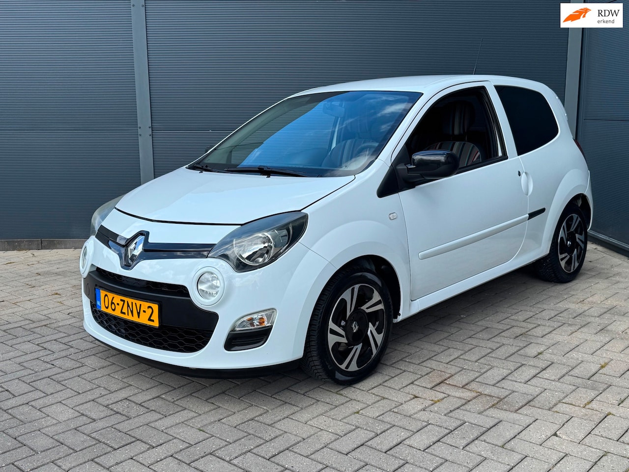 Renault Twingo - 1.2 16V Collection / Airco / Nap - AutoWereld.nl
