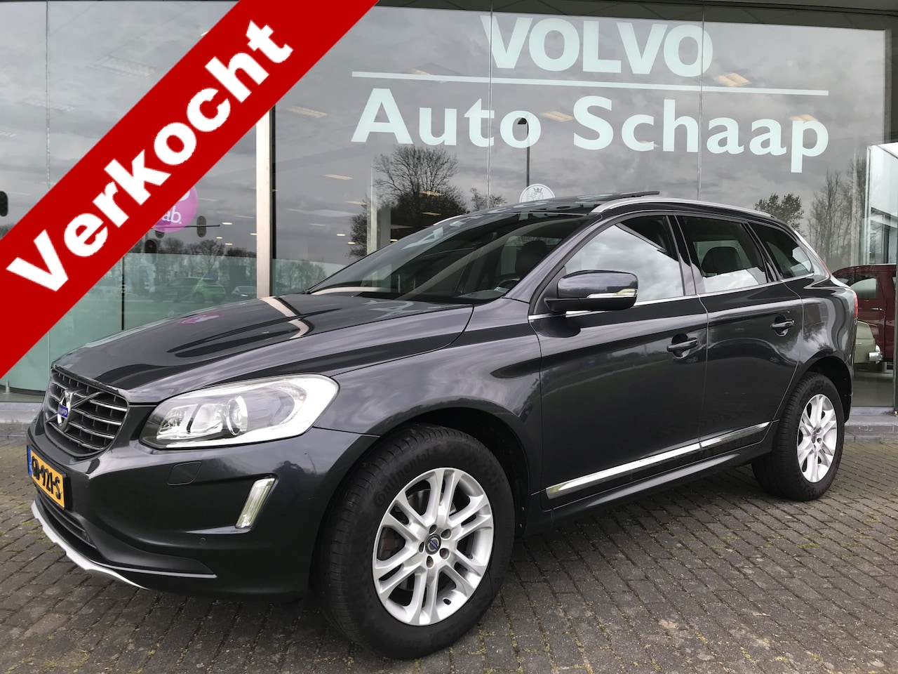 Volvo XC60 - 2.0 T5 FWD Summum Luxury Line Automaat | Rijklaar incl garantie |  Panoramadak Trekhaak St - AutoWereld.nl