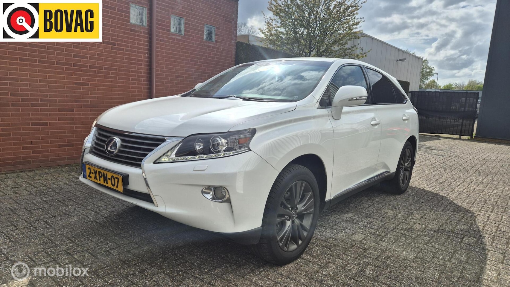 Lexus RX 450h - 4WD Luxury Line, winterbanden, trekhaak - AutoWereld.nl