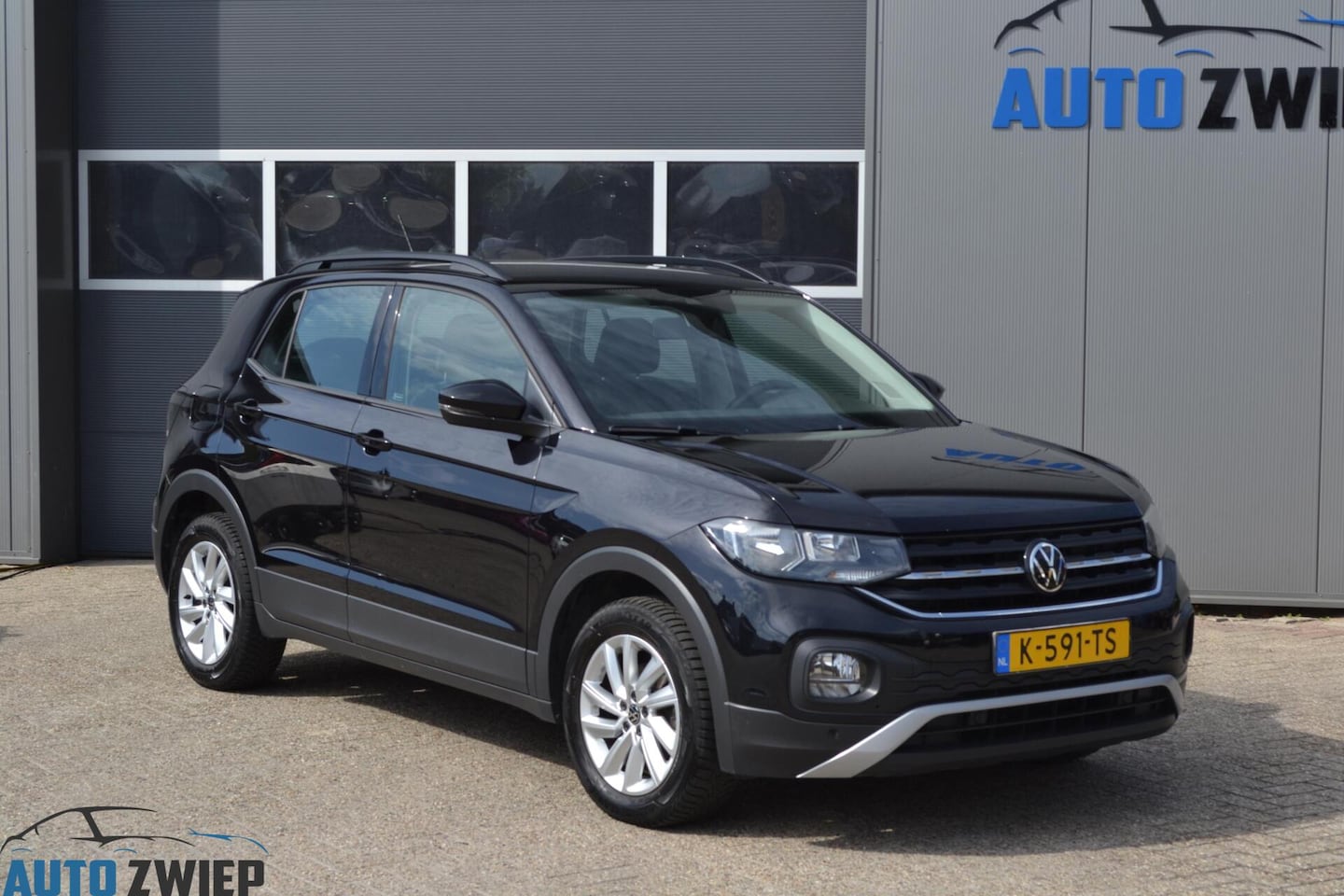 Volkswagen T-Cross - 1.0 TSI Life navi/cruise/sensoren - AutoWereld.nl