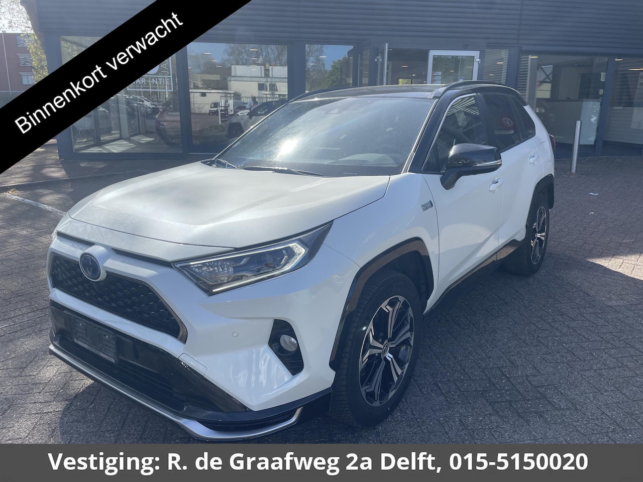 Toyota RAV4 - 2.5 Plug-in Hybrid AWD Bi-Tone Plus | 1500 KG trekgewicht | JBL Audio | Stoelverwarming & - AutoWereld.nl