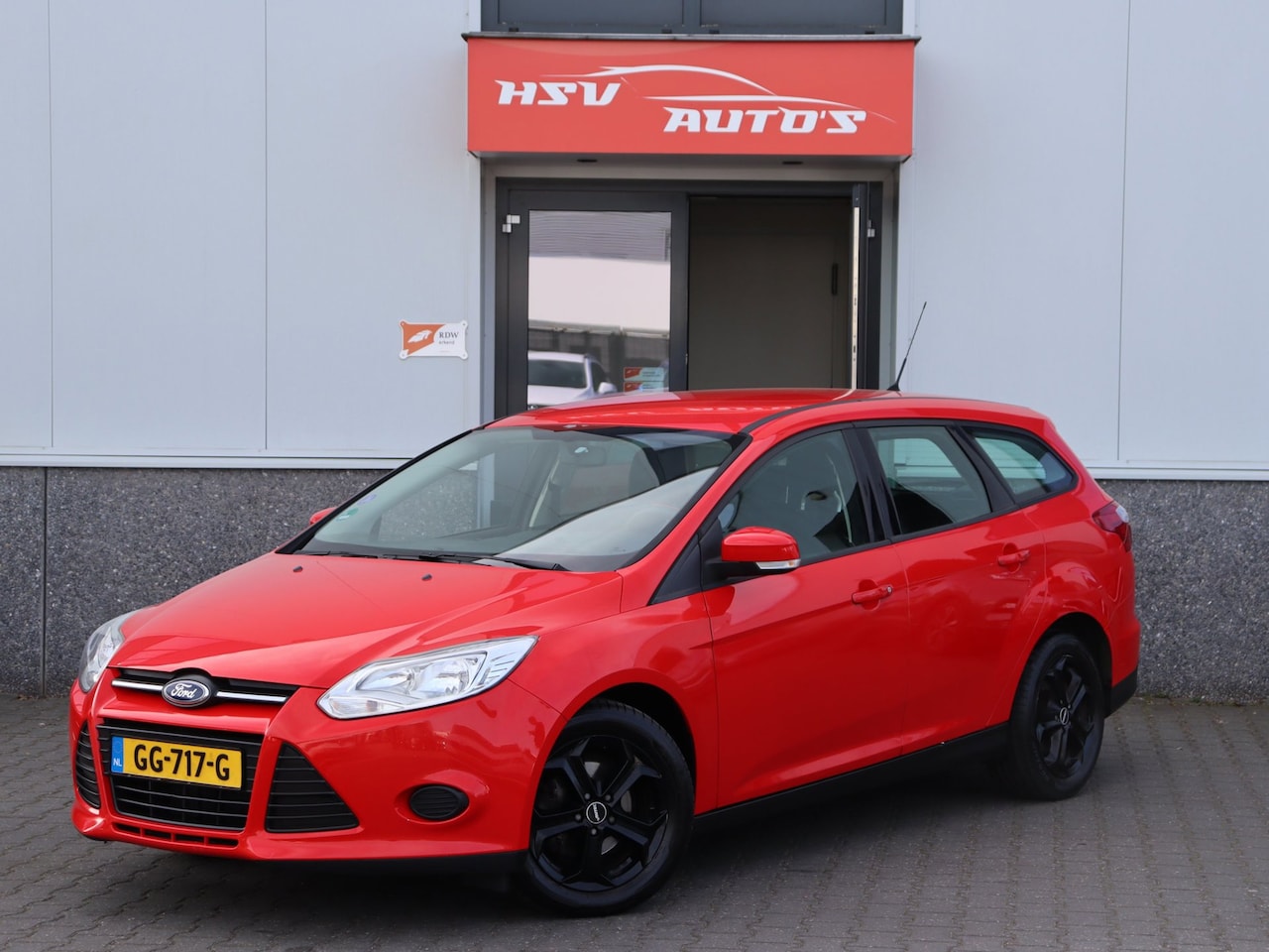 Ford Focus Wagon - 1.0 EcoBoost Edition airco cruise *apk 03-2027* - AutoWereld.nl