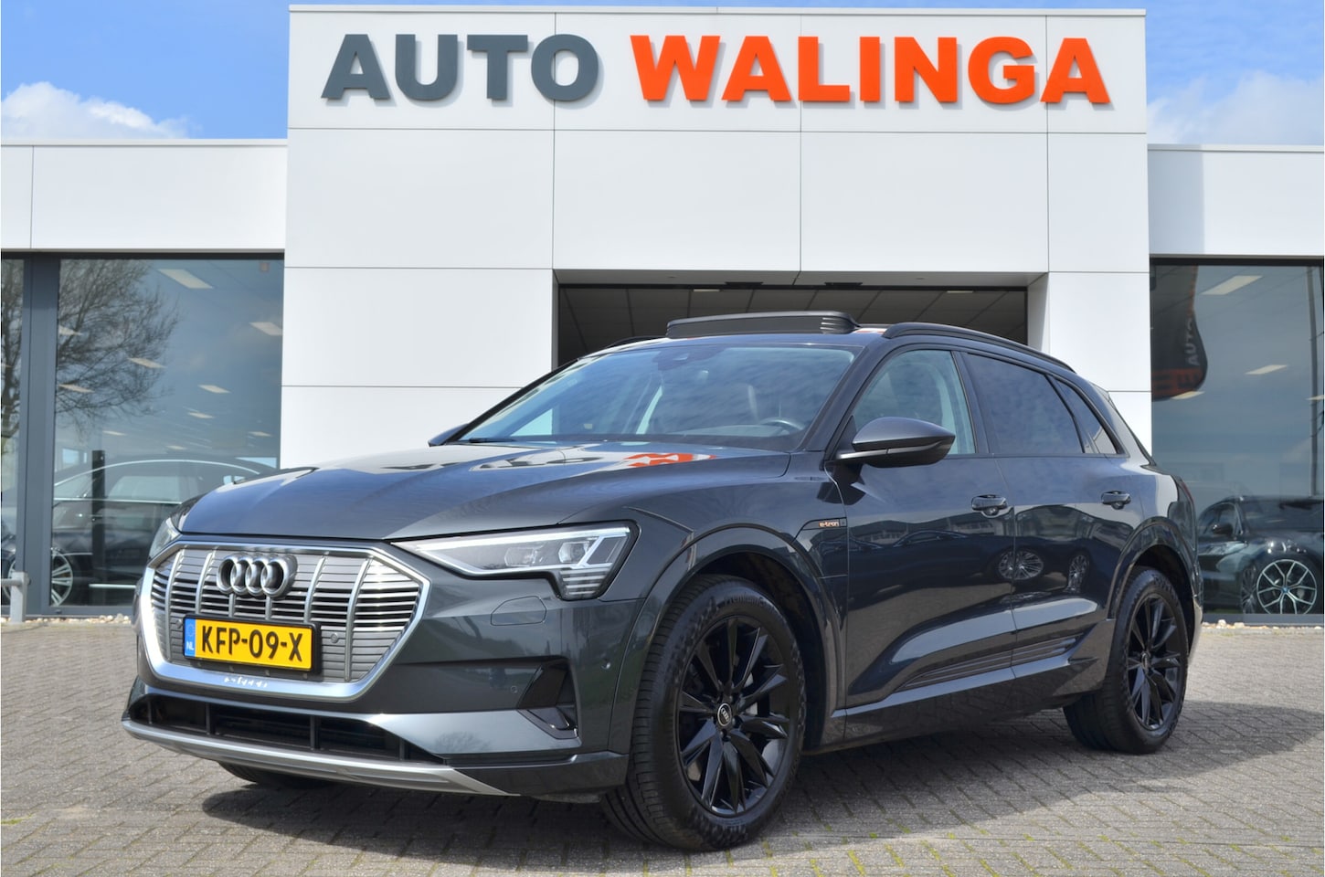Audi e-tron - 55 quattro edition 95 kWh | Panoramadak | Leer | Stoelgeheugen | Camera | Carplay | - AutoWereld.nl