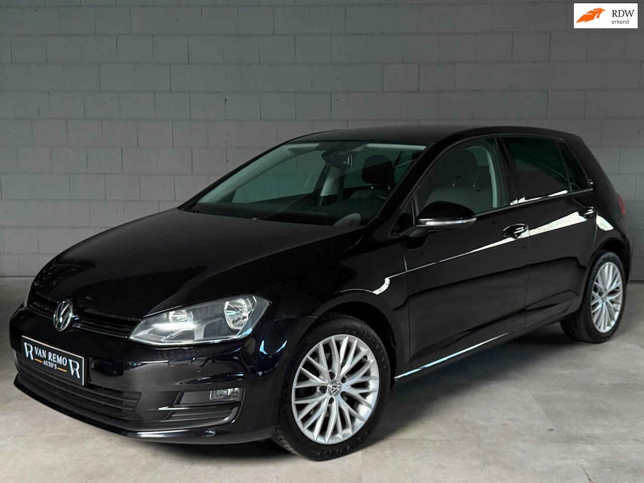 Volkswagen Golf - 1.2 TSI Clima|Cruise|Bt Audio|Carplay|Stoelvw|Navi|Pdc! - AutoWereld.nl
