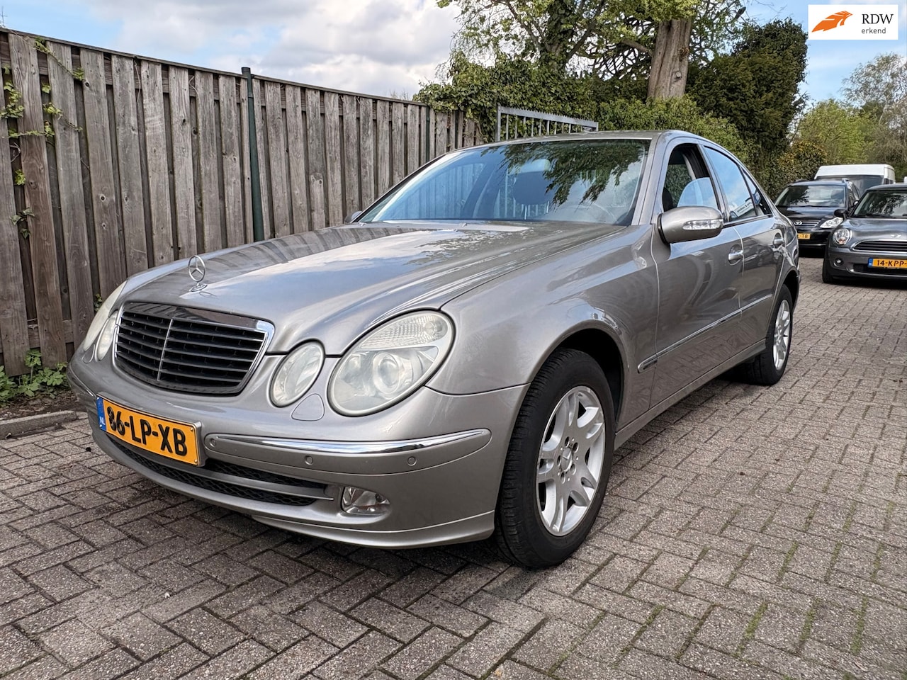 Mercedes-Benz E-klasse - 200 K. Avantgarde - Automaat - airco - AutoWereld.nl