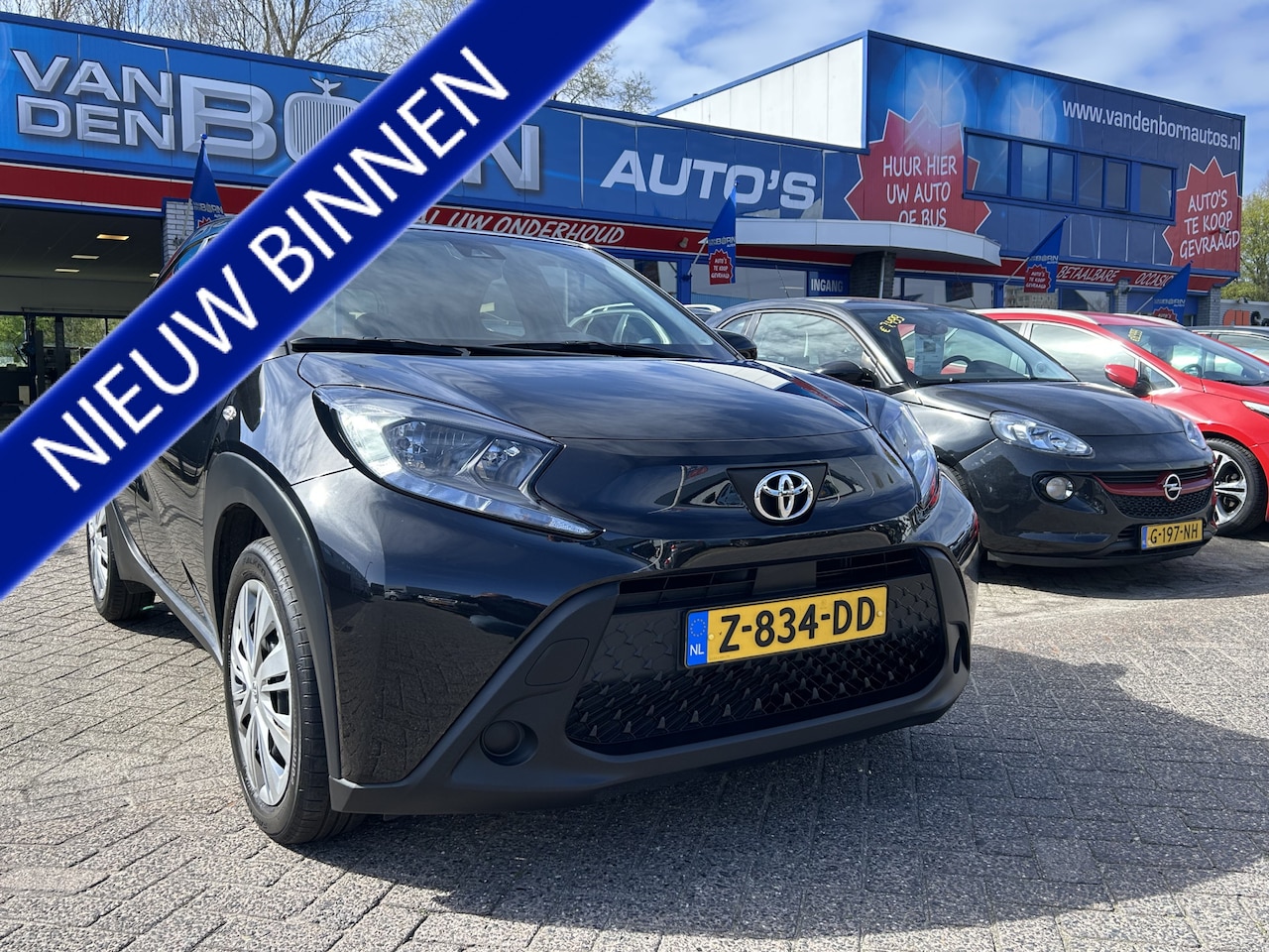 Toyota Aygo X - 1.0 VVT-i S-CVT Play 1e eig Automaat Carplay Camera 12 MND Garantie - AutoWereld.nl