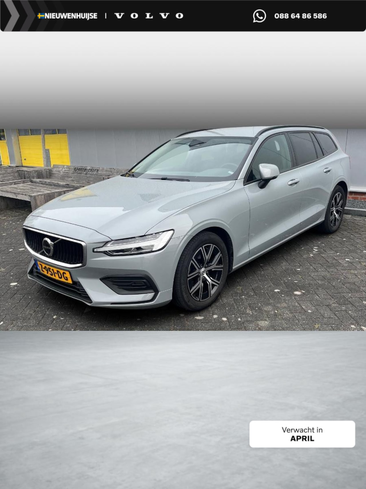 Volvo V60 - 2.0 B3 Essential Edition | Lederen Bekleding | Stoelverwarming | Stuurverwarming | Cruise - AutoWereld.nl
