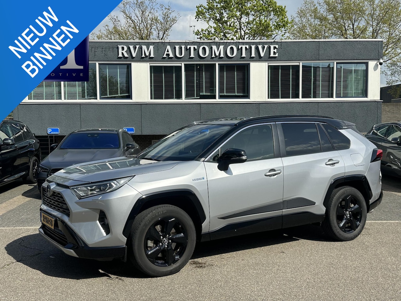 Toyota RAV4 - 2.5 Hybrid AWD Bi-Tone | STUUR + STOEL VERWARMING | KEYLESS | ACHTERUITRIJ CAMERA | ADAP. - AutoWereld.nl
