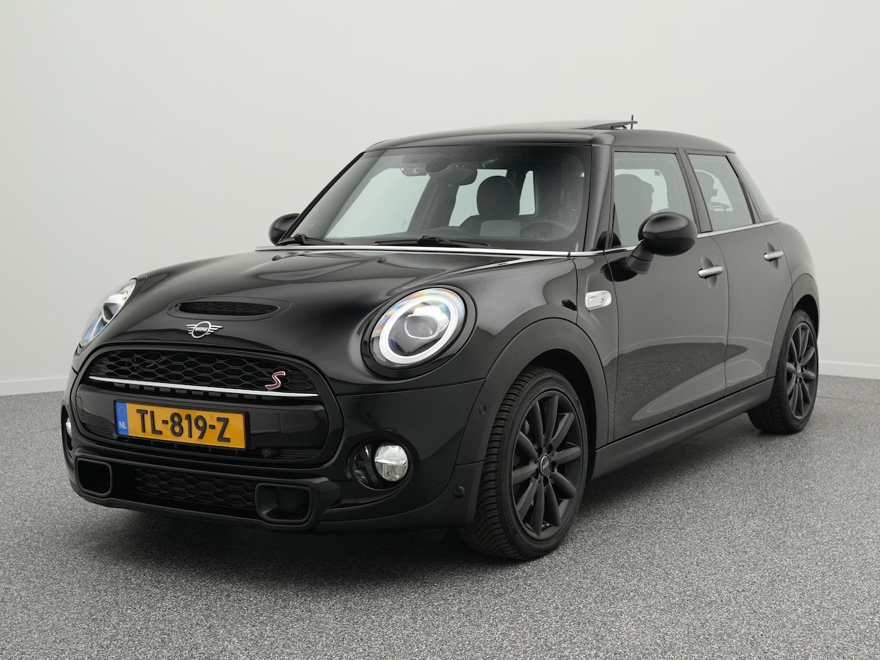 MINI Cooper S - Mini 2.0 192 PK Chili | LED | Panoramadak | Harman/Kardon | Stoelverwarming | Leder | Keyl - AutoWereld.nl