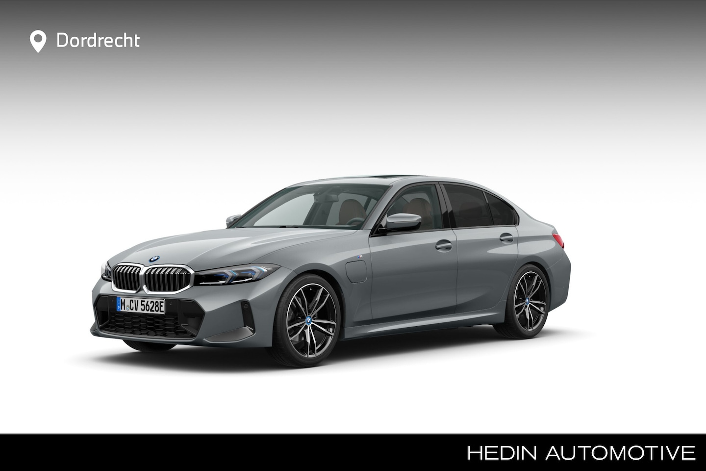BMW 3-serie - 330e M-Sport | 19" | Harman Kardon | Schuifdak | Camera - AutoWereld.nl