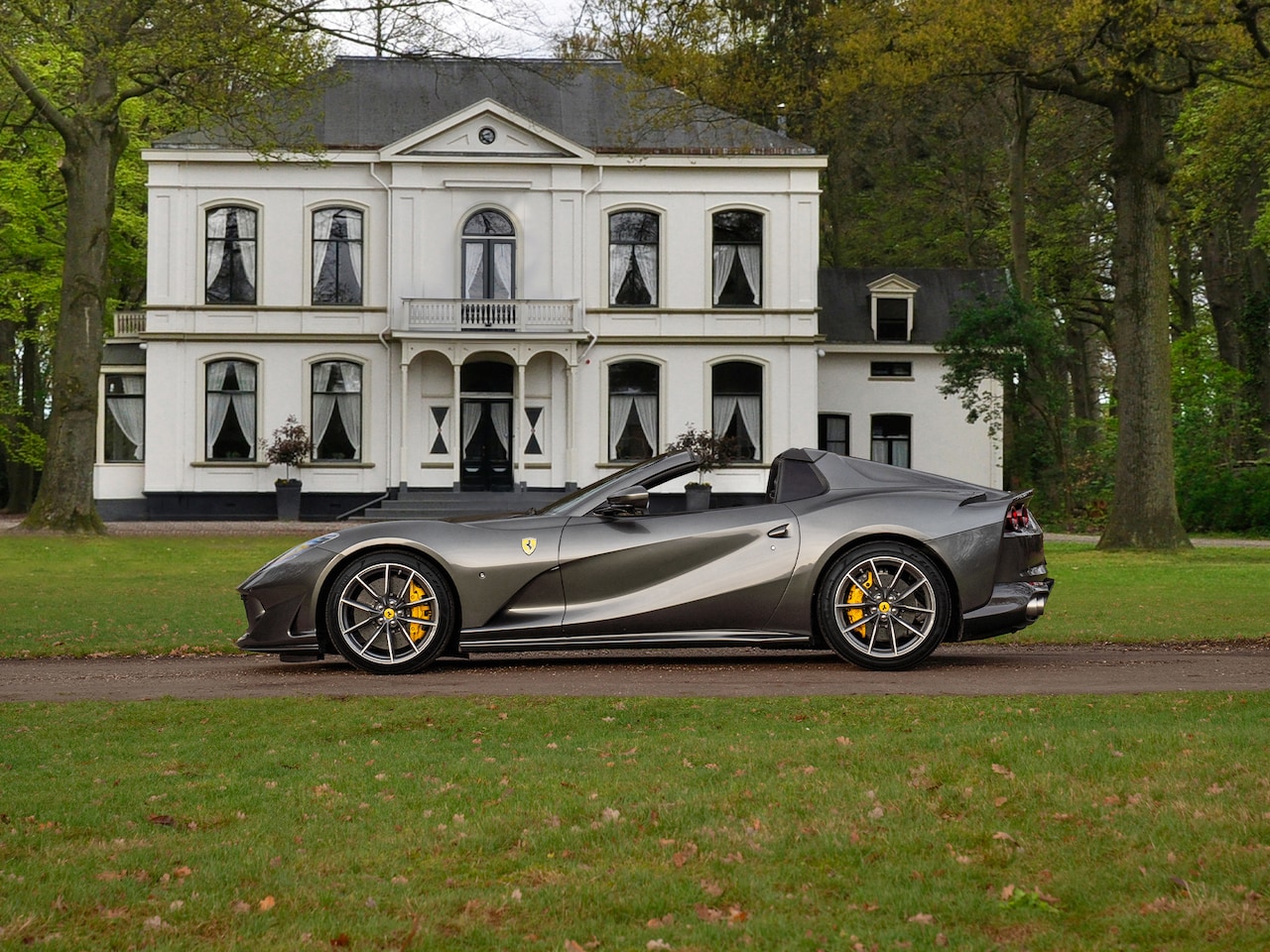 Ferrari 812 GTS - 6.5 V12 HELE | Carbon | Pass. Display | Lift | JBL | Surround view - AutoWereld.nl