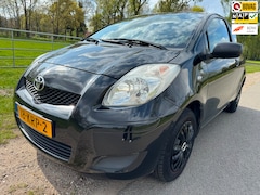 Toyota Yaris - 1.0 VVTi Acces top kwaliteit en pas 32.874km gereden