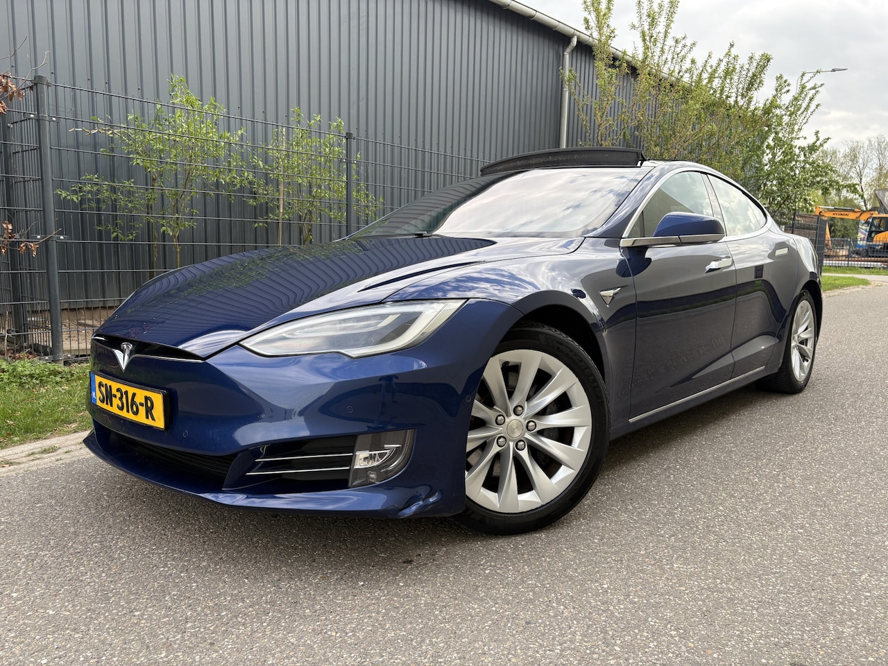 Tesla Model S - 75D Base / AUTOMAAT / PANORAMDAK / FREE SUPERCHARGE - AutoWereld.nl