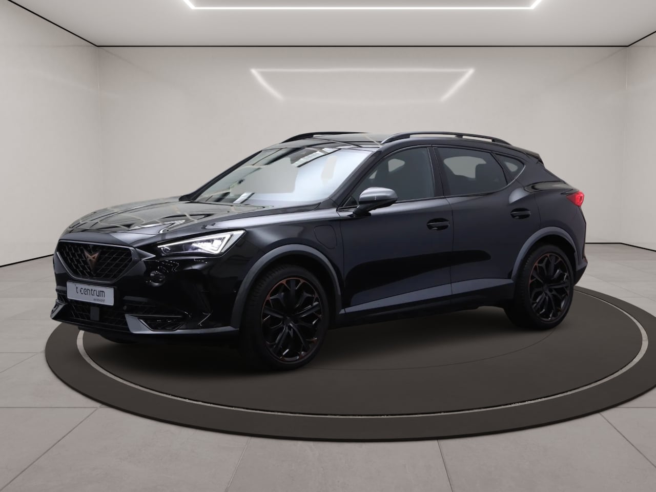 CUPRA Formentor - 1.4 e-Hybrid VZ 245 PK Copper Edition PHEV, Leder, 360 Camera, Winterpakket, Mmeory - AutoWereld.nl