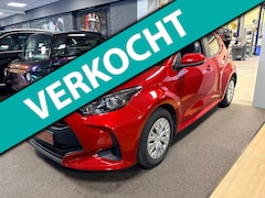 Toyota Yaris - 1.5 Hybrid 115 Active / Navigatie / camera / dab / cruise-control