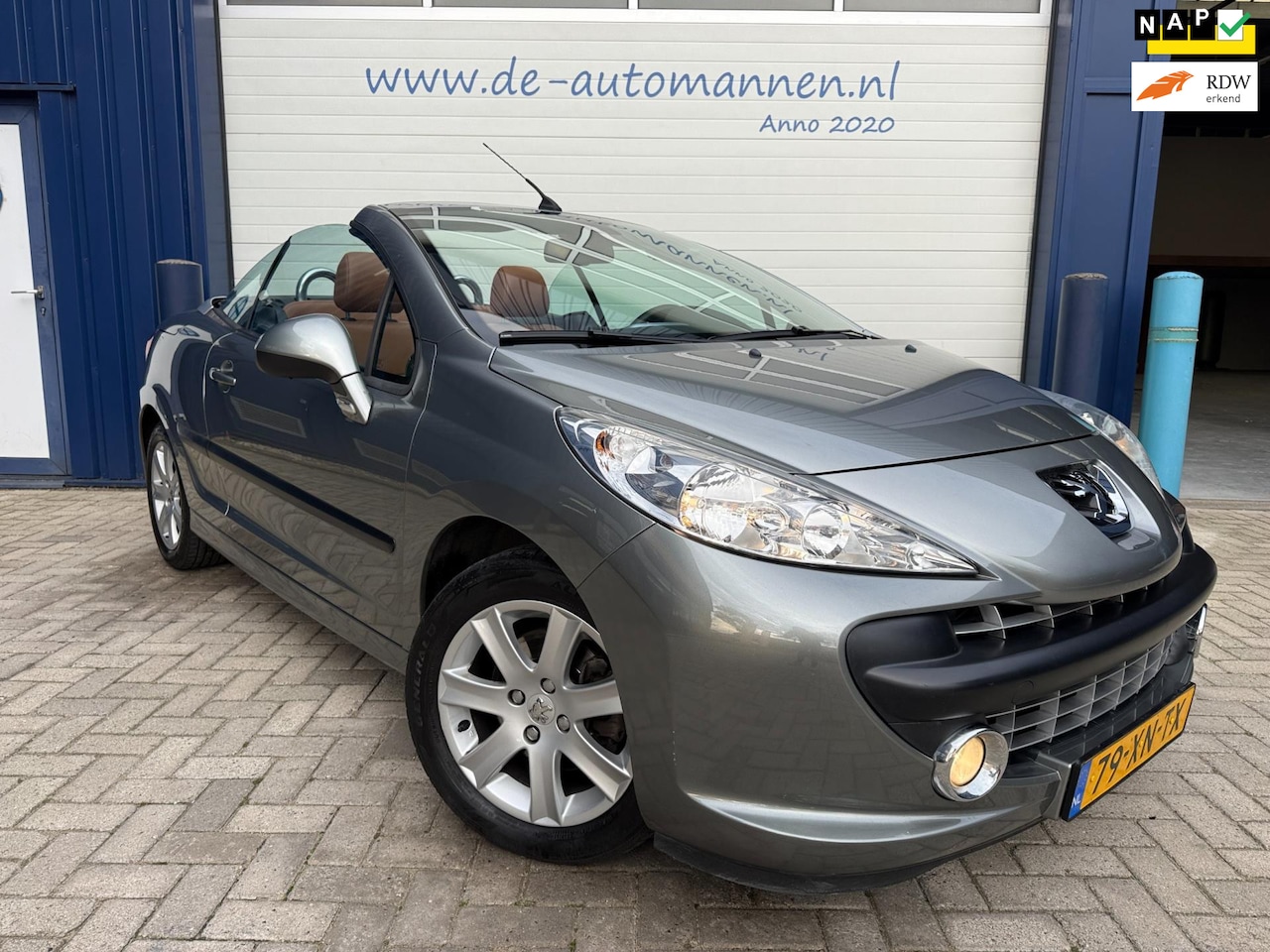 Peugeot 207 CC - 1.6 VTi 120pk Première / LEER / AIRCO+ECC / 2e EIG / 73.617 km! - AutoWereld.nl