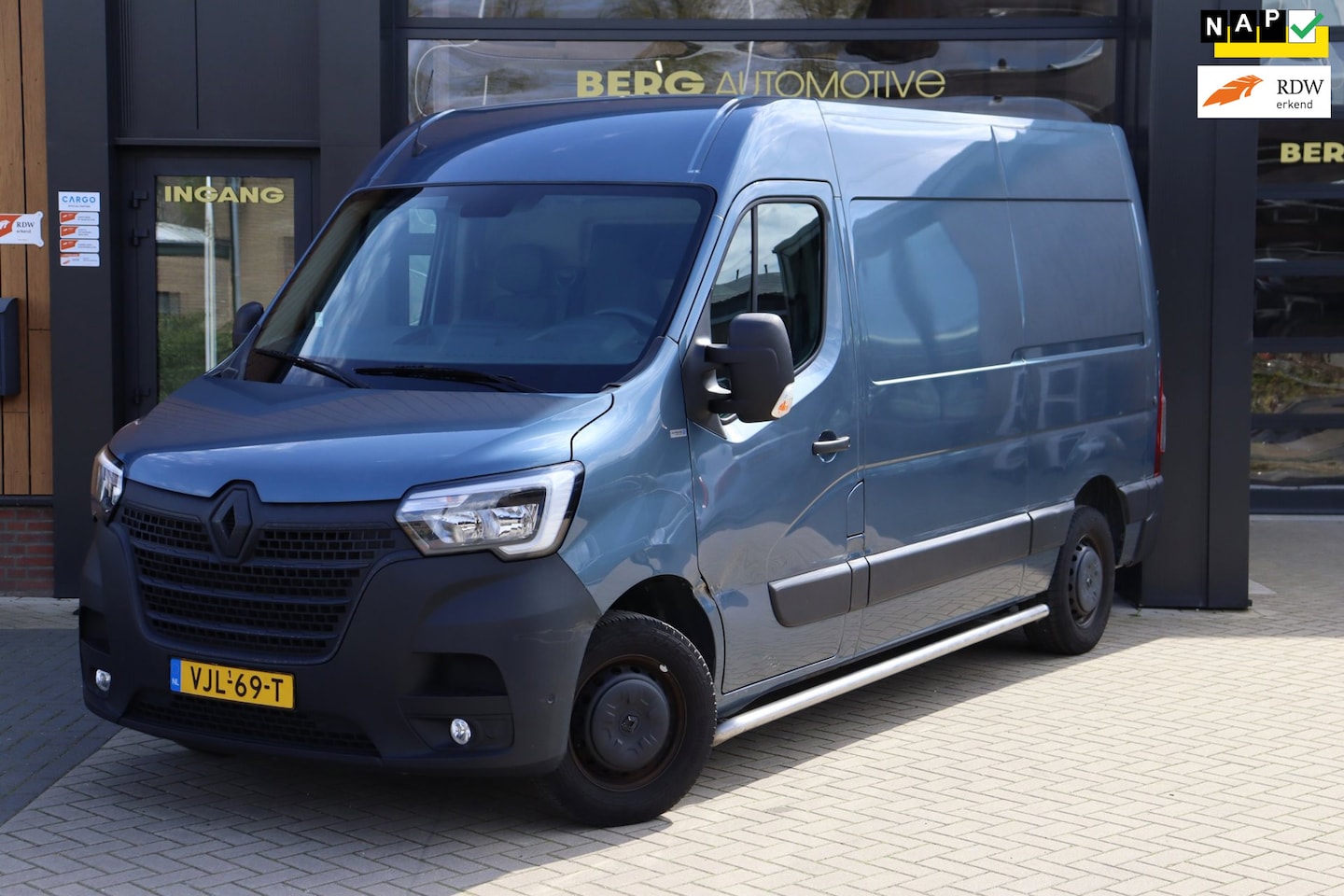 Renault Master - T35 2.3 dCi 135 L2H3 | NAP | Eerste Eigenaar | Cruise | Navi | Clima | Camera | Airco | 3 - AutoWereld.nl