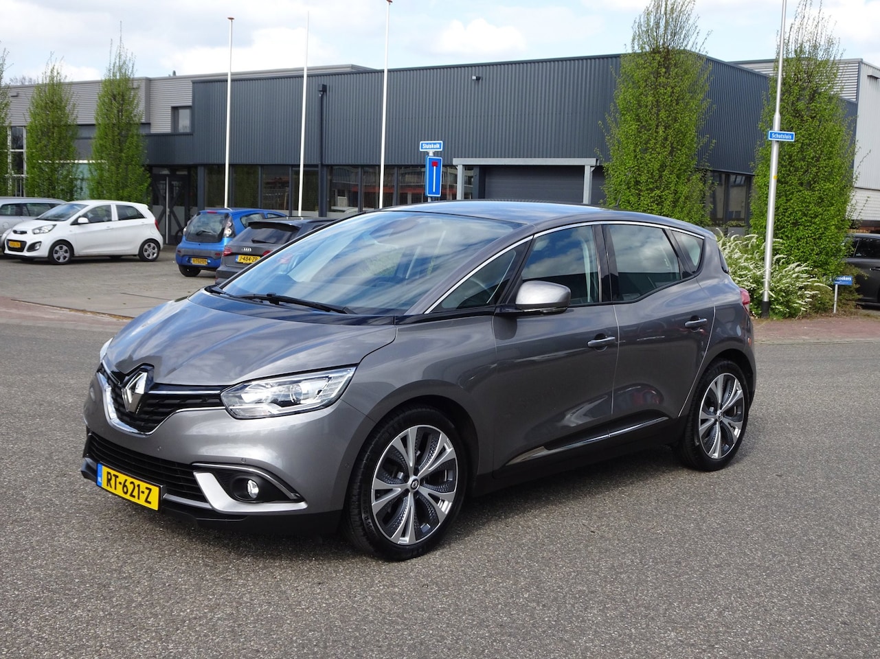 Renault Scénic - 1.5 dCi Zen Camera Keyless Navigatie Trekhaak - AutoWereld.nl