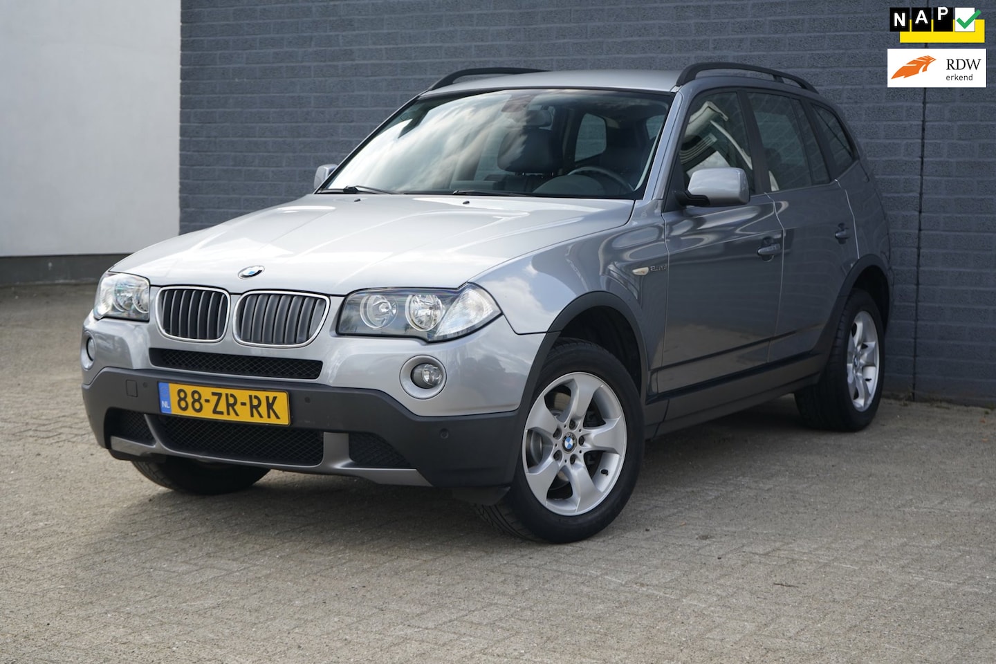 BMW X3 - 2.5si Executive LCI Automaat, Leder, Trekhaak, NAP - AutoWereld.nl