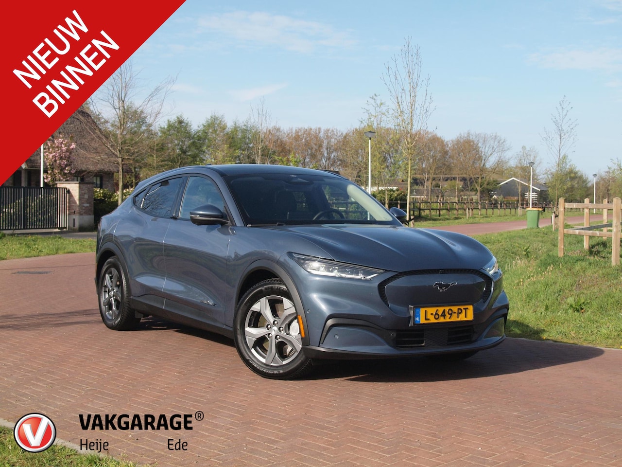 Ford Mustang Mach-E - Extended RWD 98 kWh | SOH 94% | Panoramadak | 360 Camera | Bang & Olufsen | Apple Carplay - AutoWereld.nl