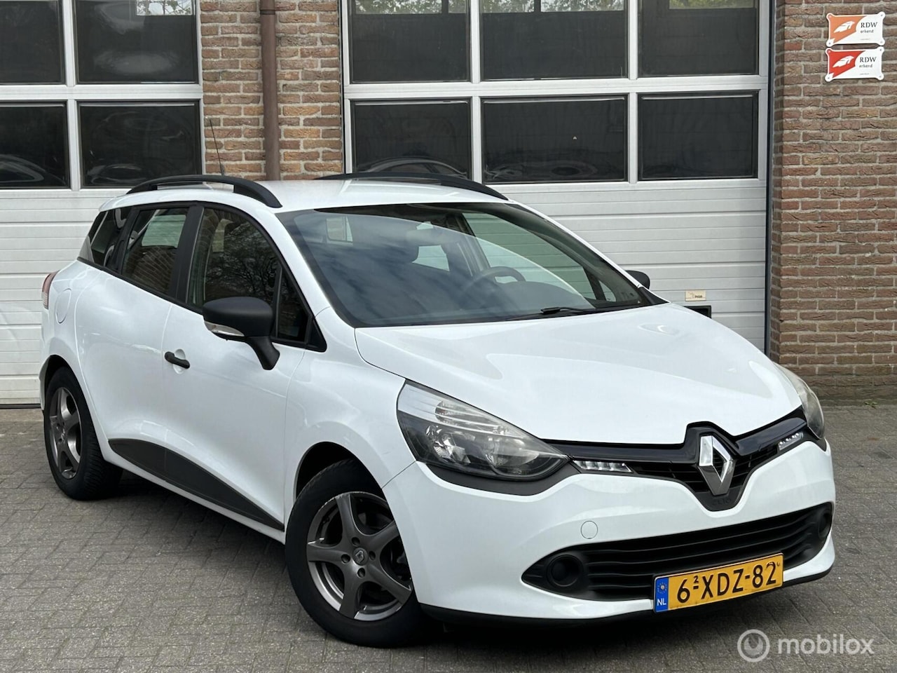 Renault Clio Estate - 1.5 dCi ECO Expression | Airco | Cruise - AutoWereld.nl