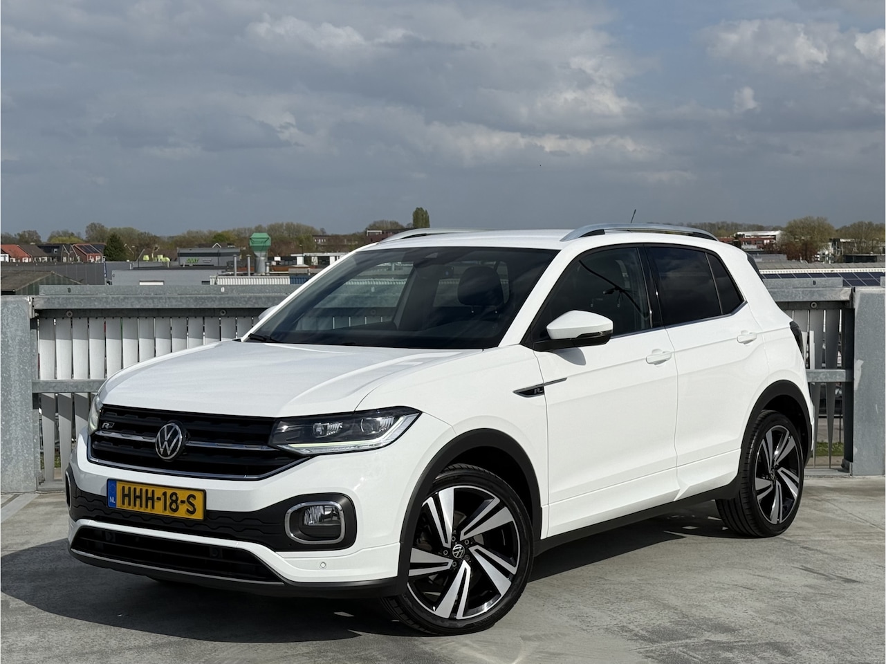 Volkswagen T-Cross - 1.0 TSI R-Line | Clima | Digitale Cockpit | 18" inch - AutoWereld.nl