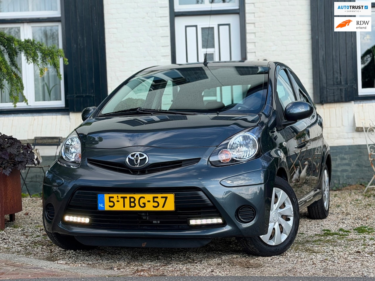 Toyota Aygo - 1.0 VVT-i Aspiration|23DKM!|NAP|UNIEK|5DRS| - AutoWereld.nl