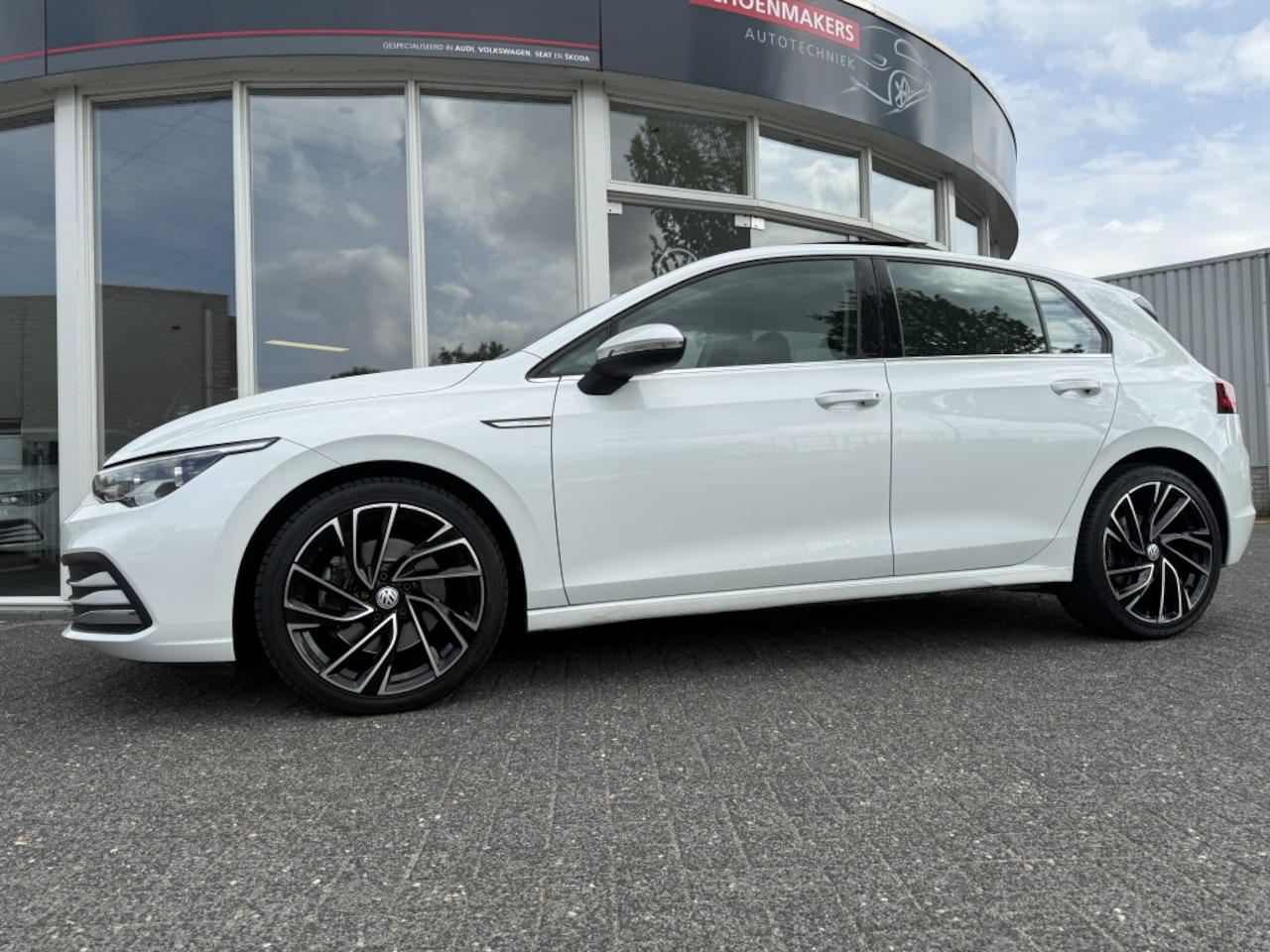 Volkswagen Golf - 1.5 e-TSI Style 150 PK dsg - AutoWereld.nl