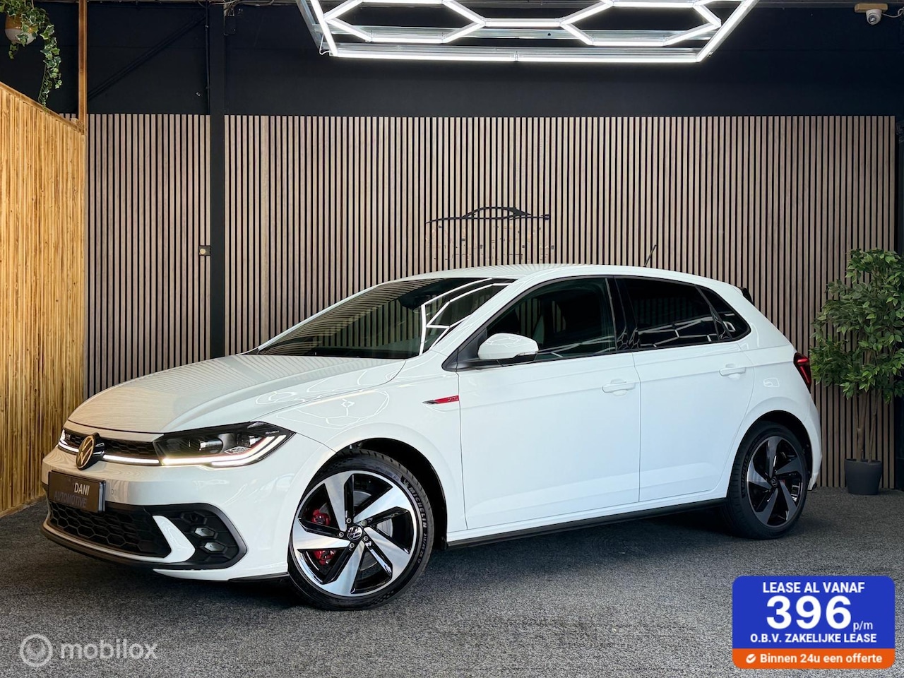 Volkswagen Polo - 2.0 TSI GTI|Matrix led|PDC|Navi|Carplay|Lane - AutoWereld.nl