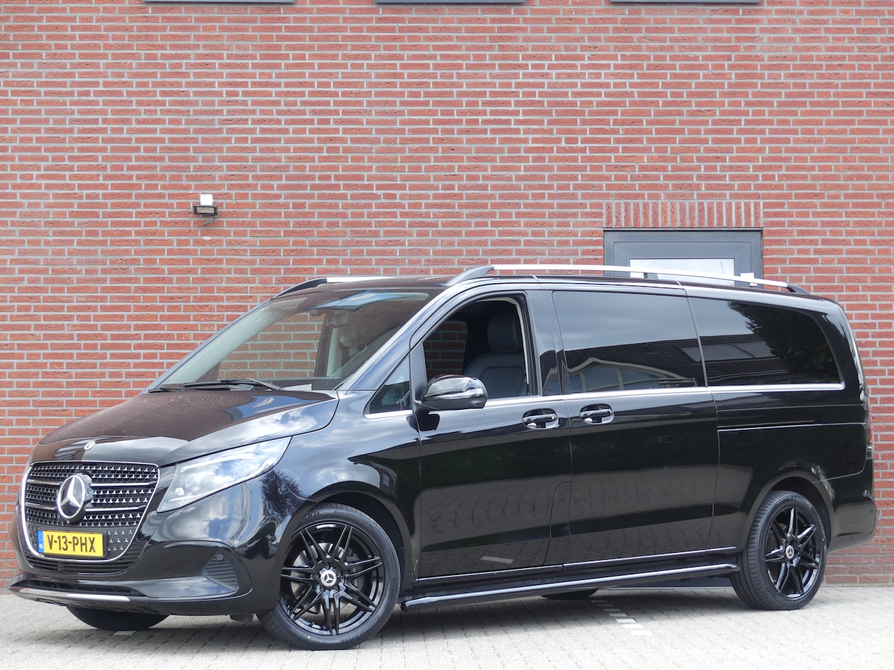 Mercedes-Benz V-klasse - 300d Extra lang Dubbel Cabine Elek deuren LED/Sfeerverlichting - AutoWereld.nl