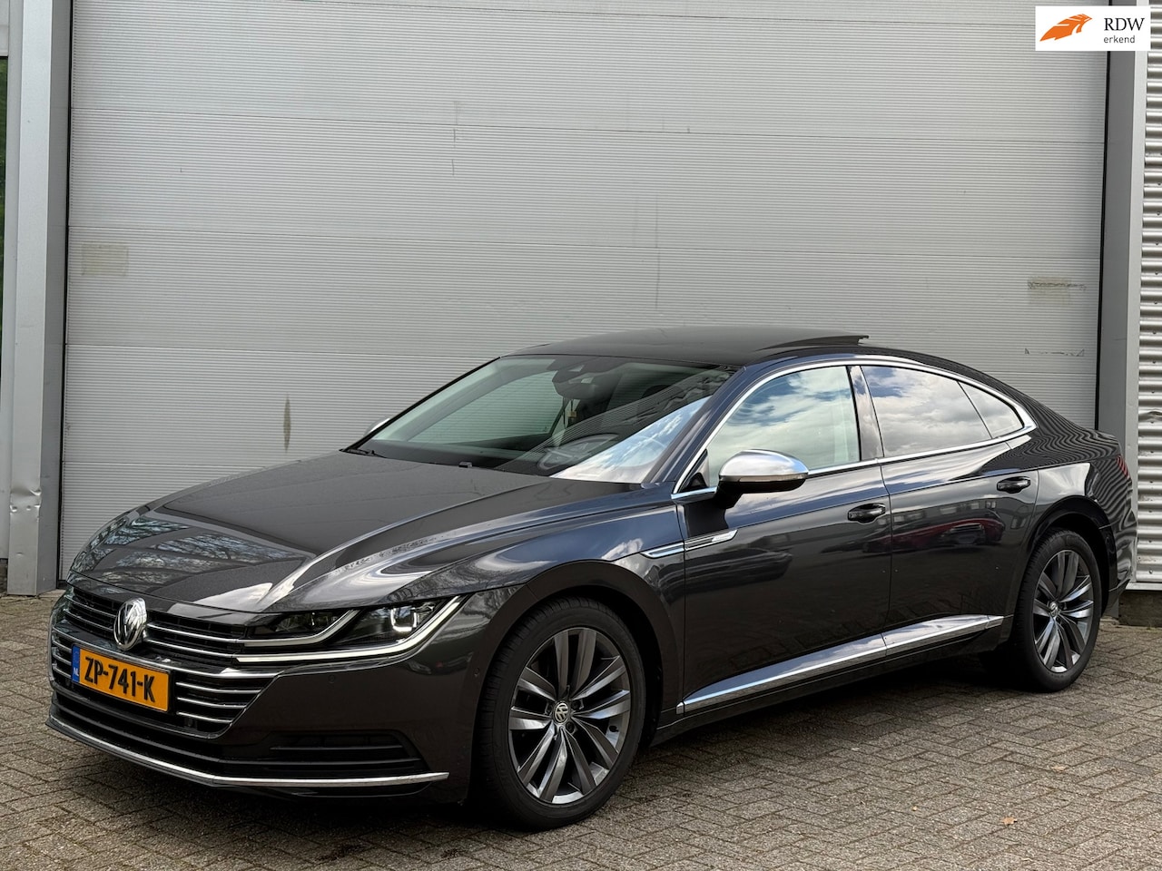 Volkswagen Arteon - 2.0 TSI Business R l Pano l Bi-Xenon l Virtual l Carplay l ACC l Alcantara l Camera l - AutoWereld.nl