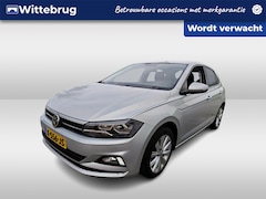 Volkswagen Polo - 1.0 TSI Highline Executive Navigatie / Clima / Extra get. Glas / App-connect / 16"LM velge