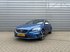 Volvo V40 - T3 152PK Polar+ Sport | HK Audio | Camera | Glazen Dak | Keyless Entry | Dealer Onderhoude
