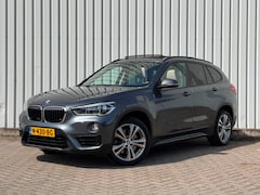 BMW X1 - SDrive20i High Executive|Pano|Leder|Camera|Elektrische-achterklep