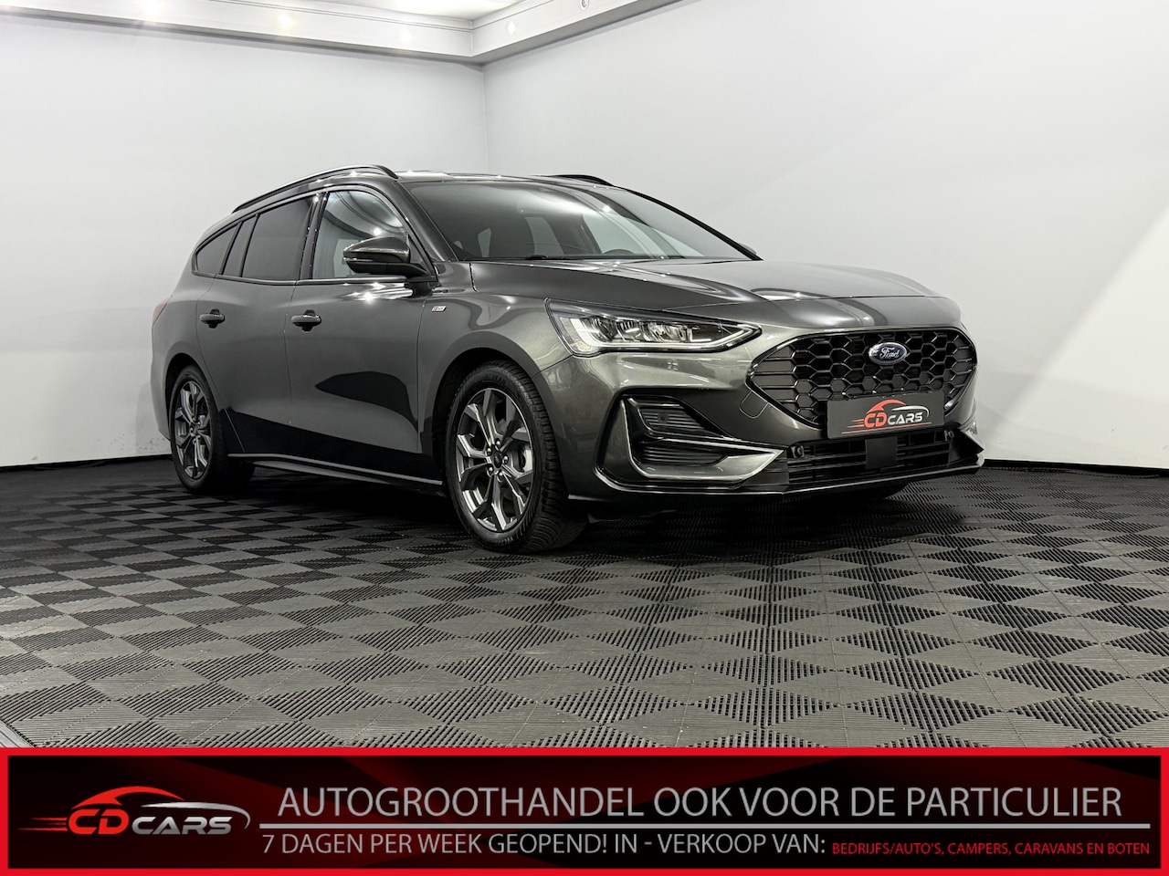 Ford Focus - 1.0 EcoBoost Hybrid ST Line Camera, Navi, Cruise control, Rijstrook correctie, Keyless sta - AutoWereld.nl