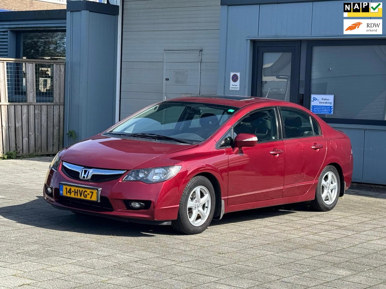Honda Civic - 1.3 Hybrid 1.3 Hybrid,Automaat,2eigenaar,panoramadak,km nap - AutoWereld.nl
